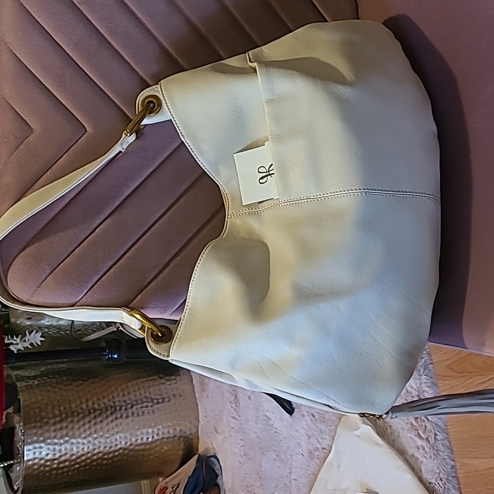 Pristine Vintage Vanilla Creme HOBO Shoulder bag